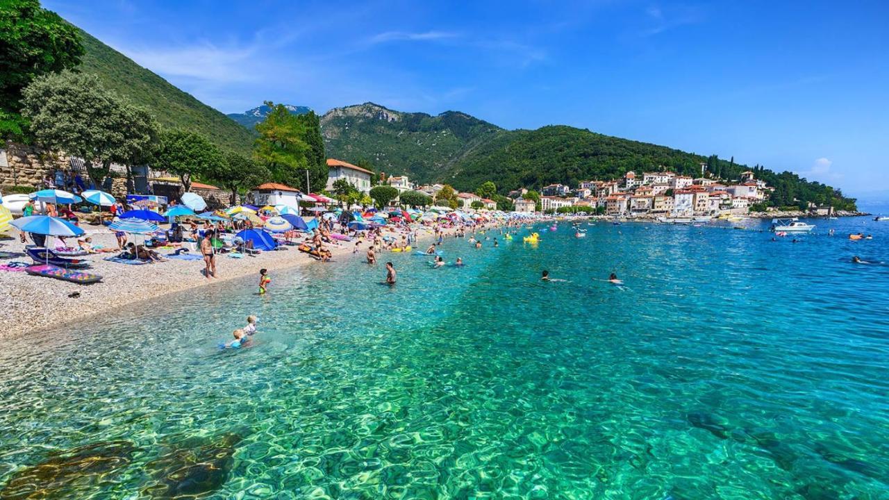 Apartment Antea -Kvarner Gulf Мощеницька Драга Екстер'єр фото